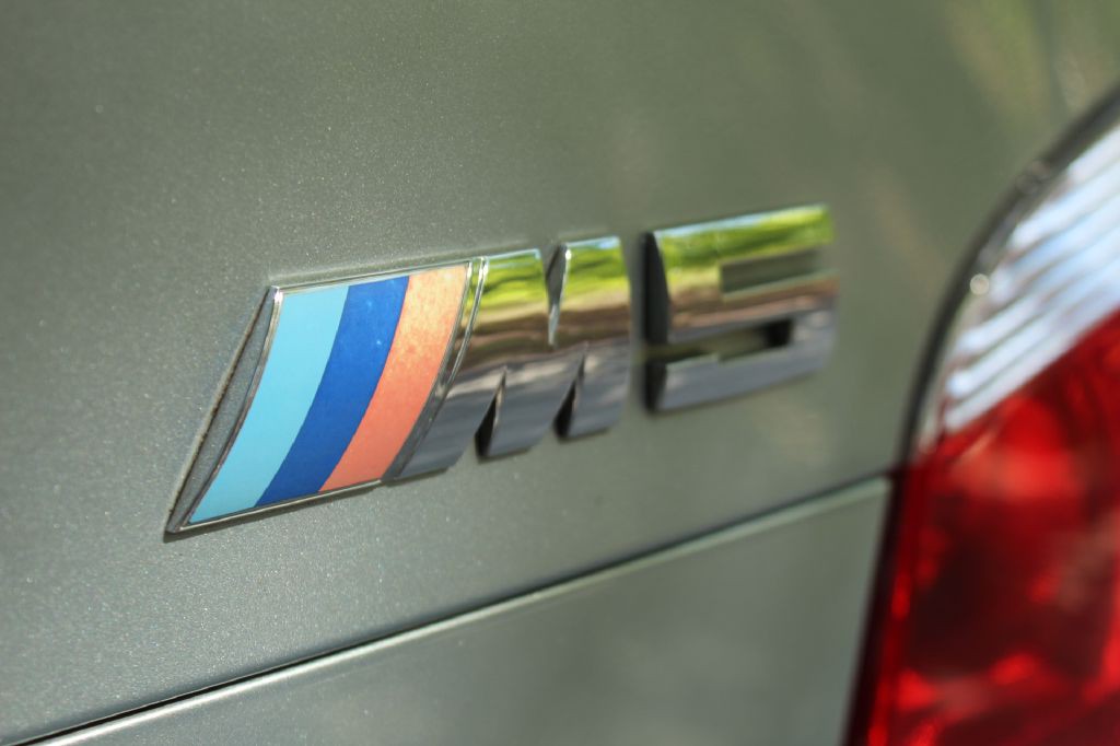 2006 BMW M5 Image 25
