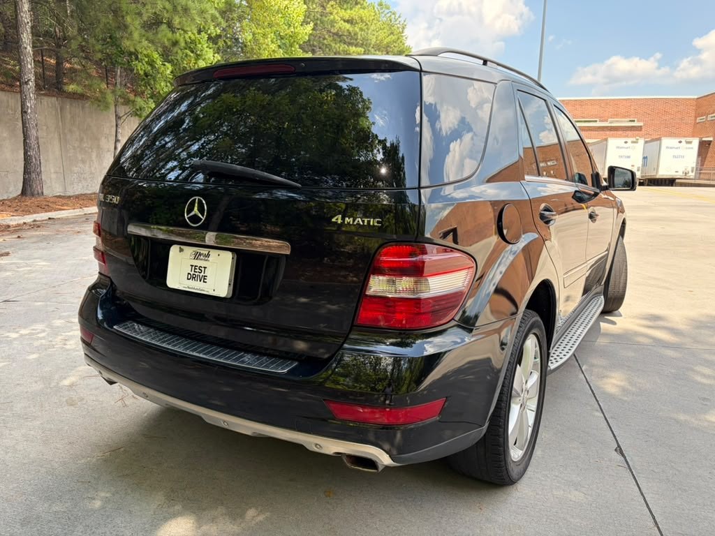 2011 Mercedes-Benz M-Class Image 6