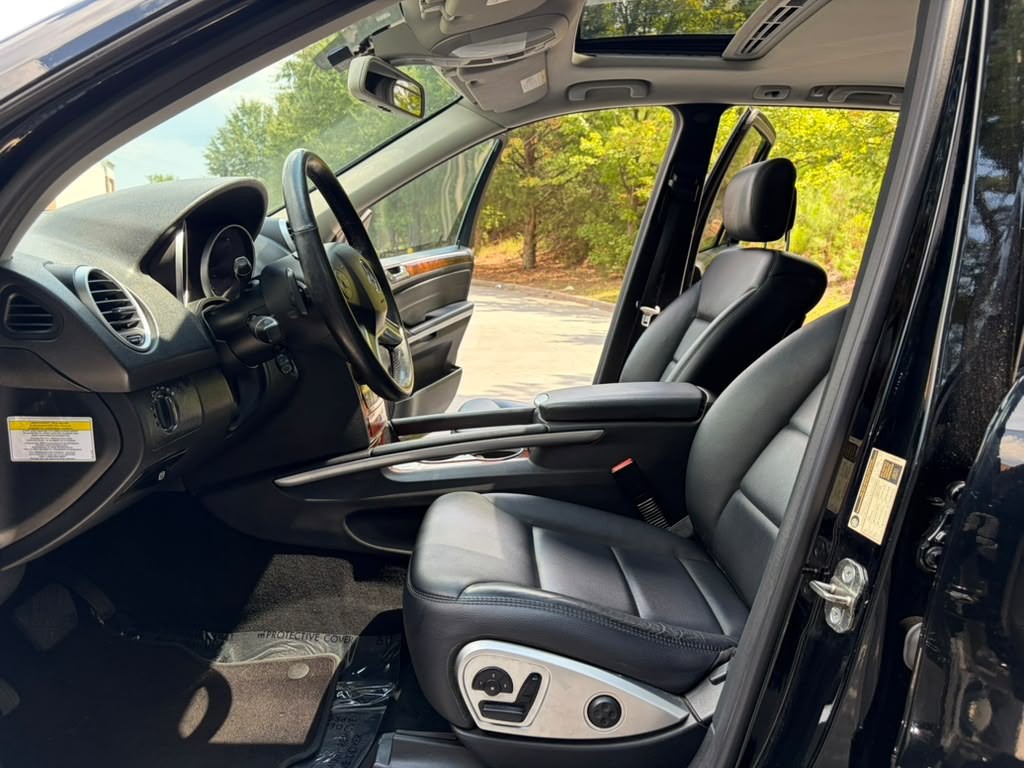 2011 Mercedes-Benz M-Class Image 13