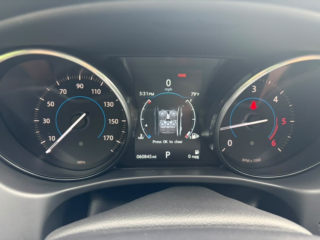 2017 Jaguar XE Image 13