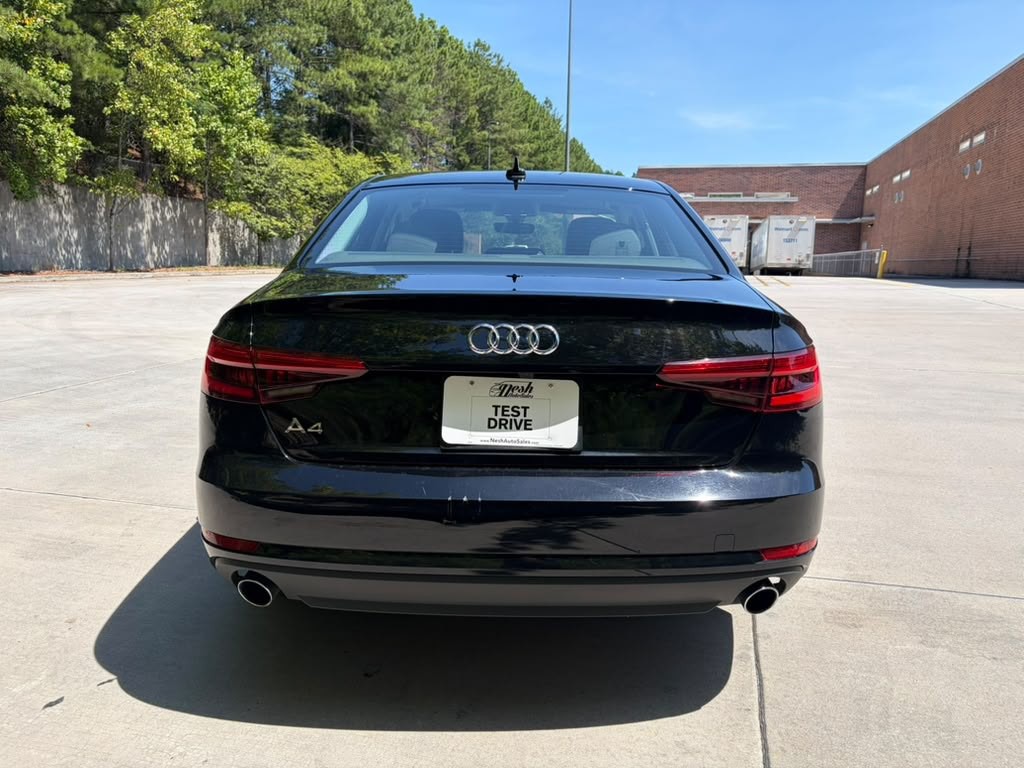 2017 Audi A4 Image 5