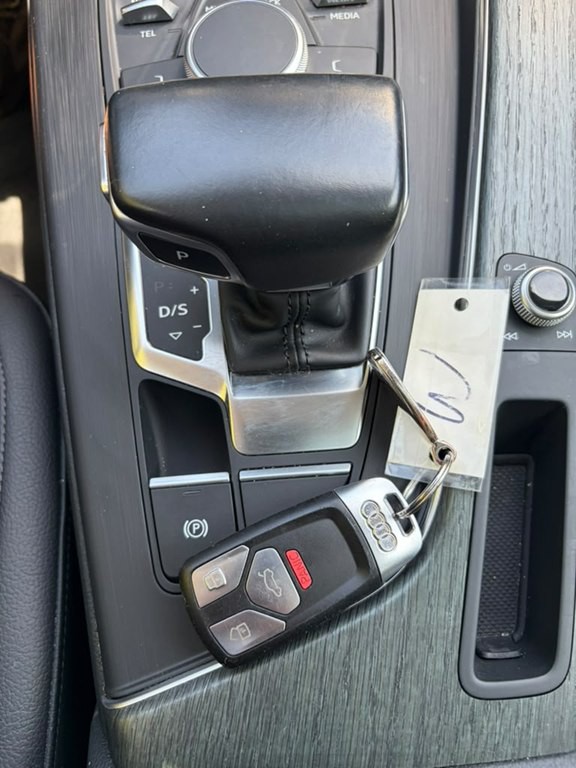2017 Audi A4 Image 14