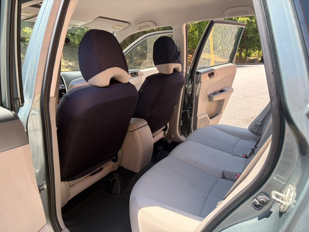 2012 Subaru Forester Image 11