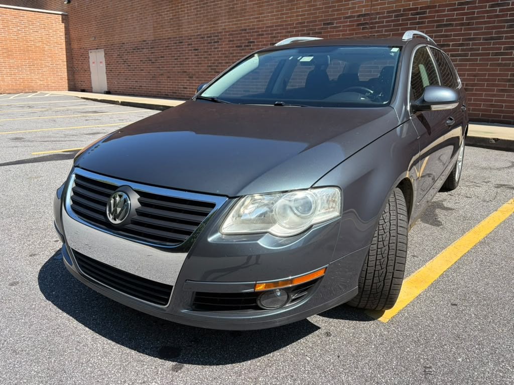 2010 Volkswagen Passat Image 3