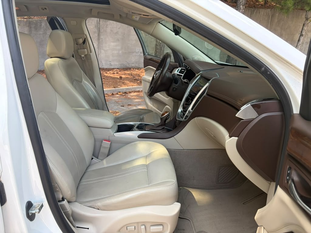 2016 Cadillac SRX Image 9