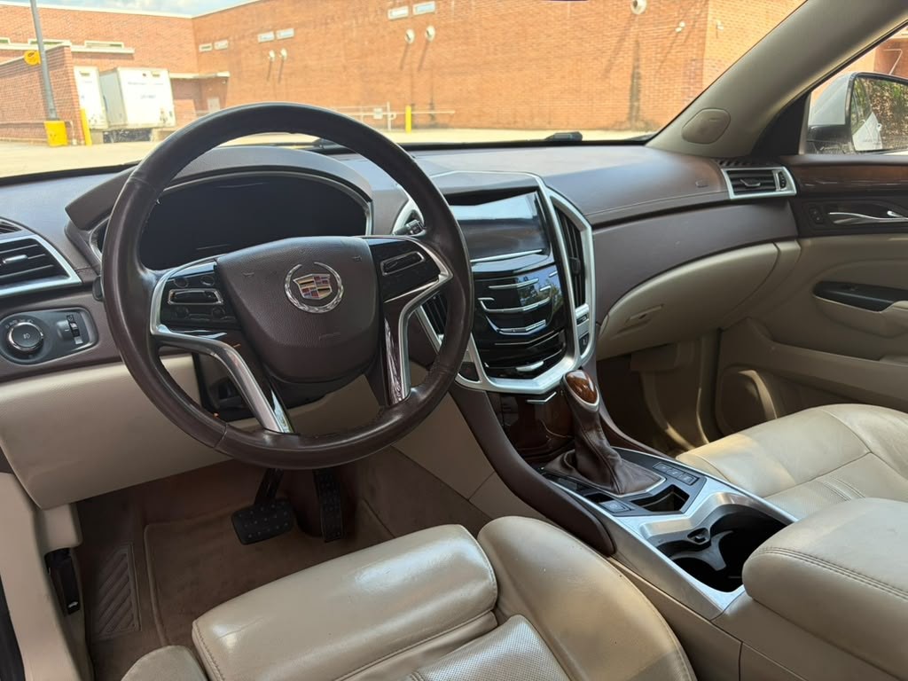 2016 Cadillac SRX Image 16