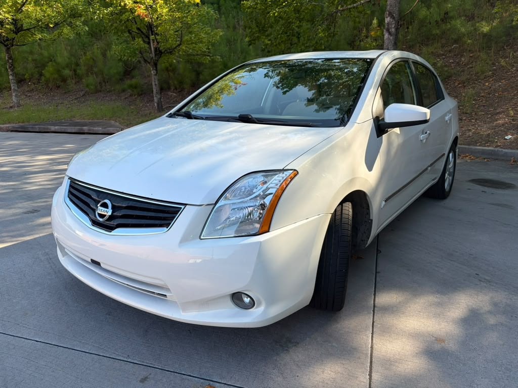 2010 Nissan Sentra Image 3