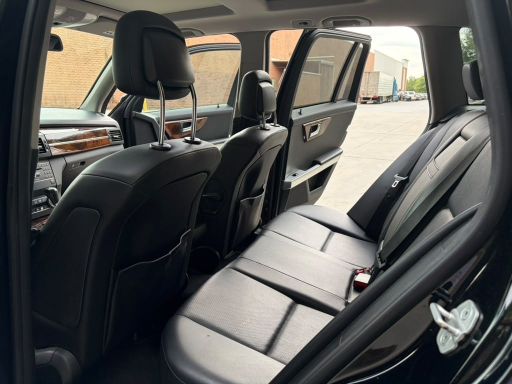 2012 Mercedes-Benz GLK-Class Image 11