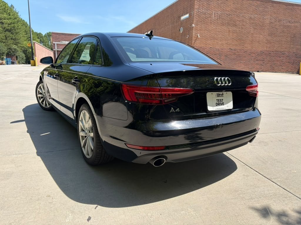 2017 Audi A4 Image 4