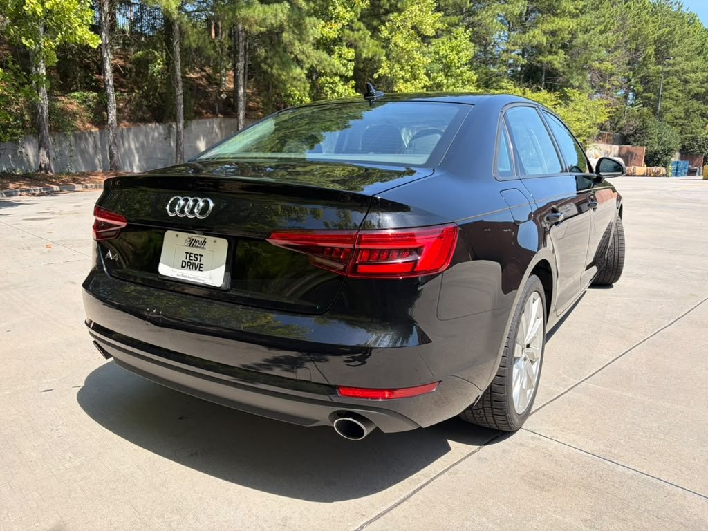 2017 Audi A4 Image 6