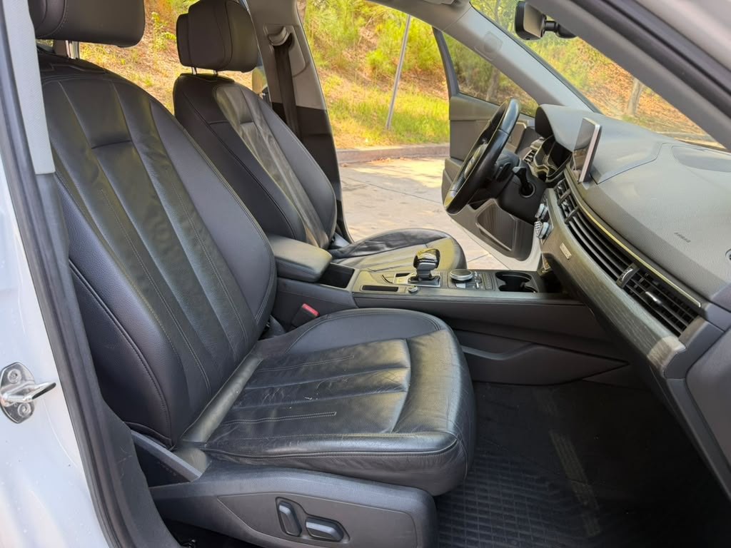 2017 Audi A4 Image 10