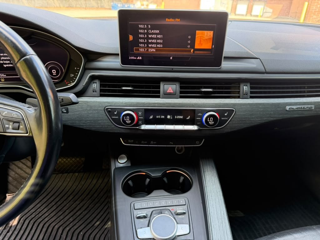 2017 Audi A4 Image 18