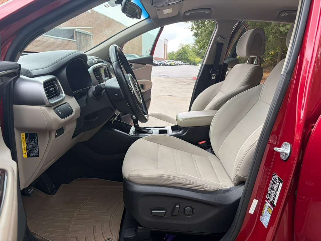 2016 Kia Sorento Image 14