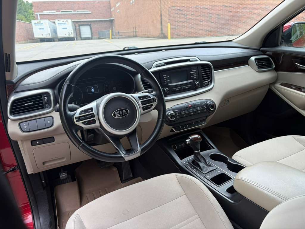 2016 Kia Sorento Image 17