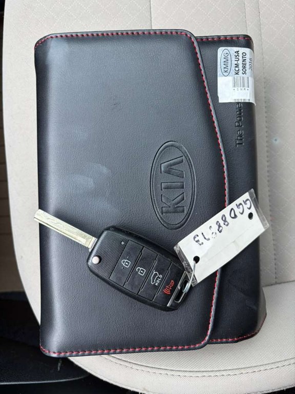 2016 Kia Sorento Image 18