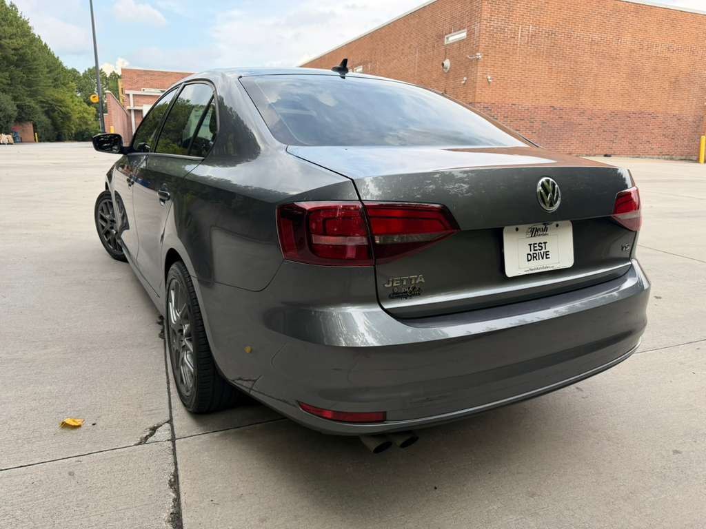 2016 Volkswagen Jetta Image 4