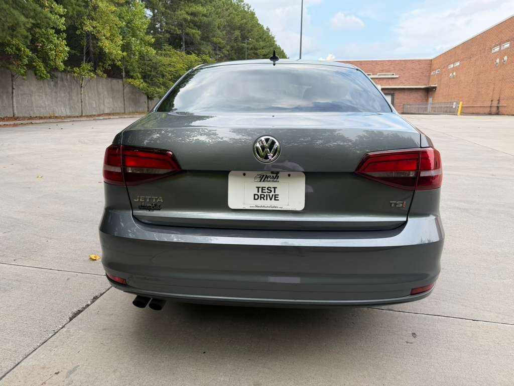 2016 Volkswagen Jetta Image 5