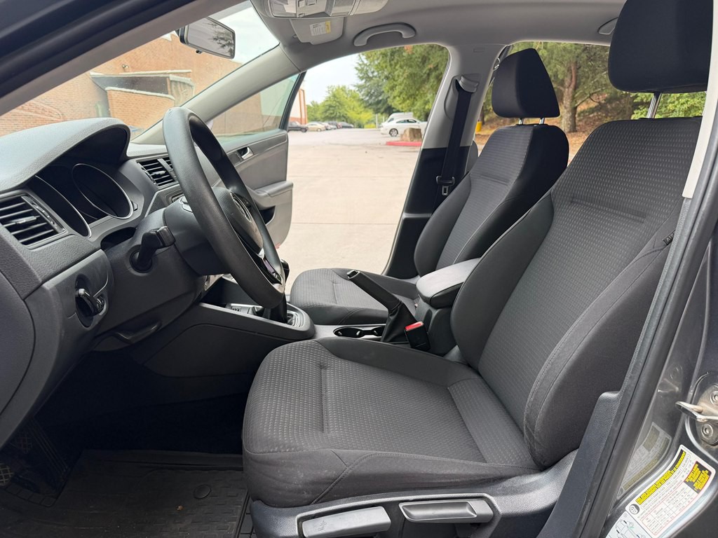 2016 Volkswagen Jetta Image 14