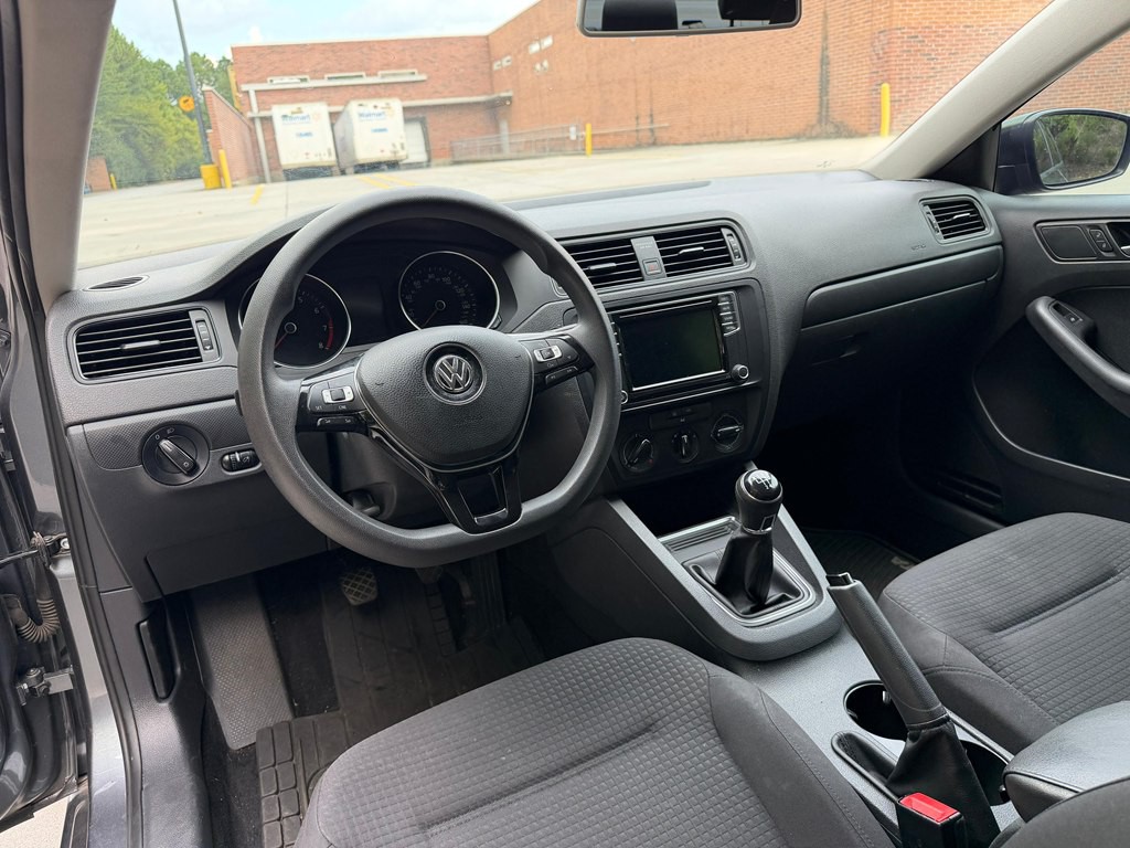 2016 Volkswagen Jetta Image 15