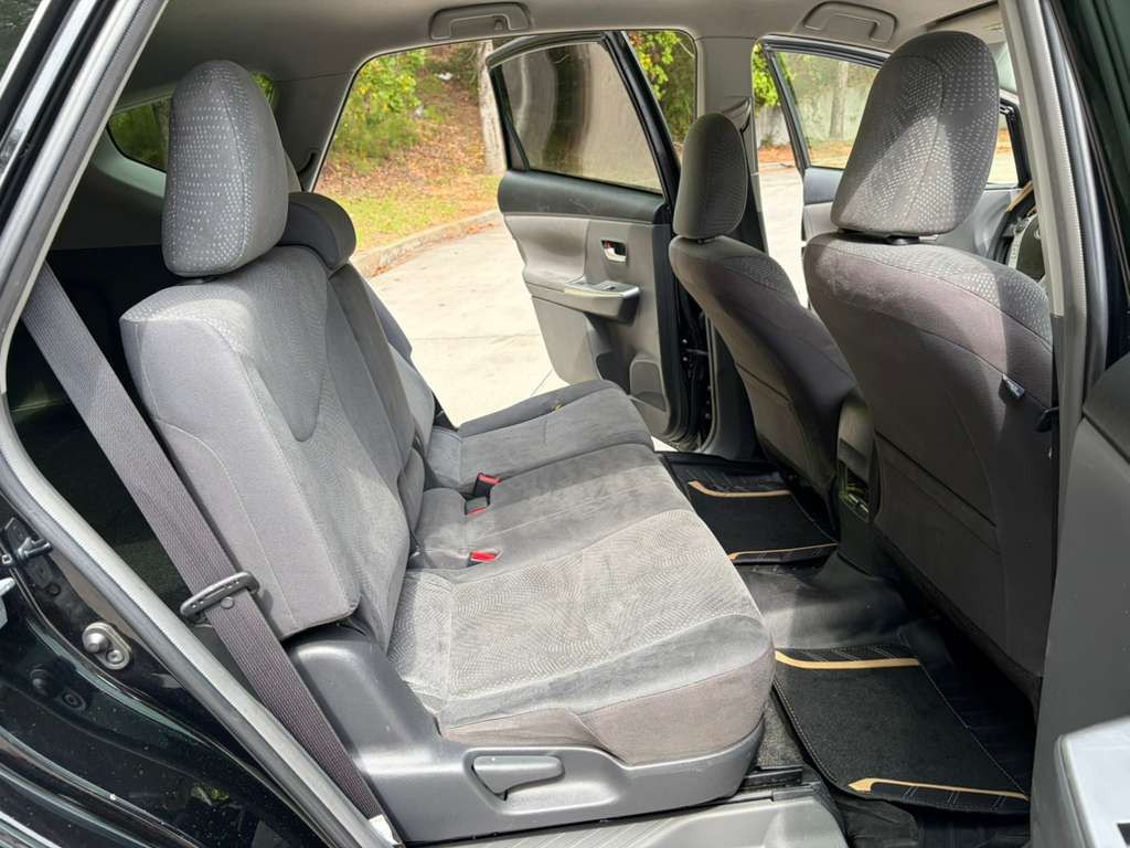 2014 Toyota Prius Image 8