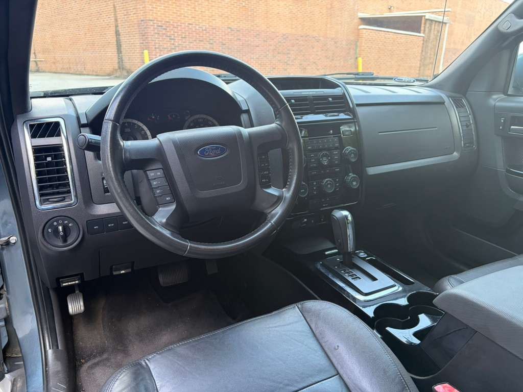 2010 Ford Escape Image 15