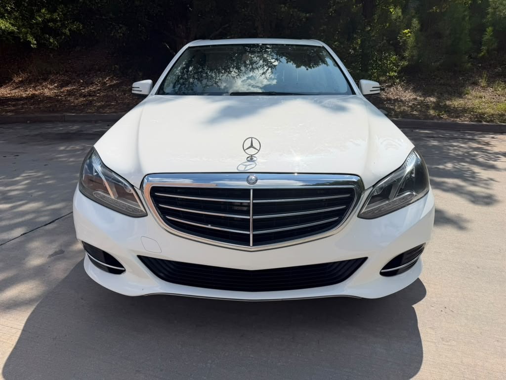 2014 Mercedes-Benz E-Class Image 2