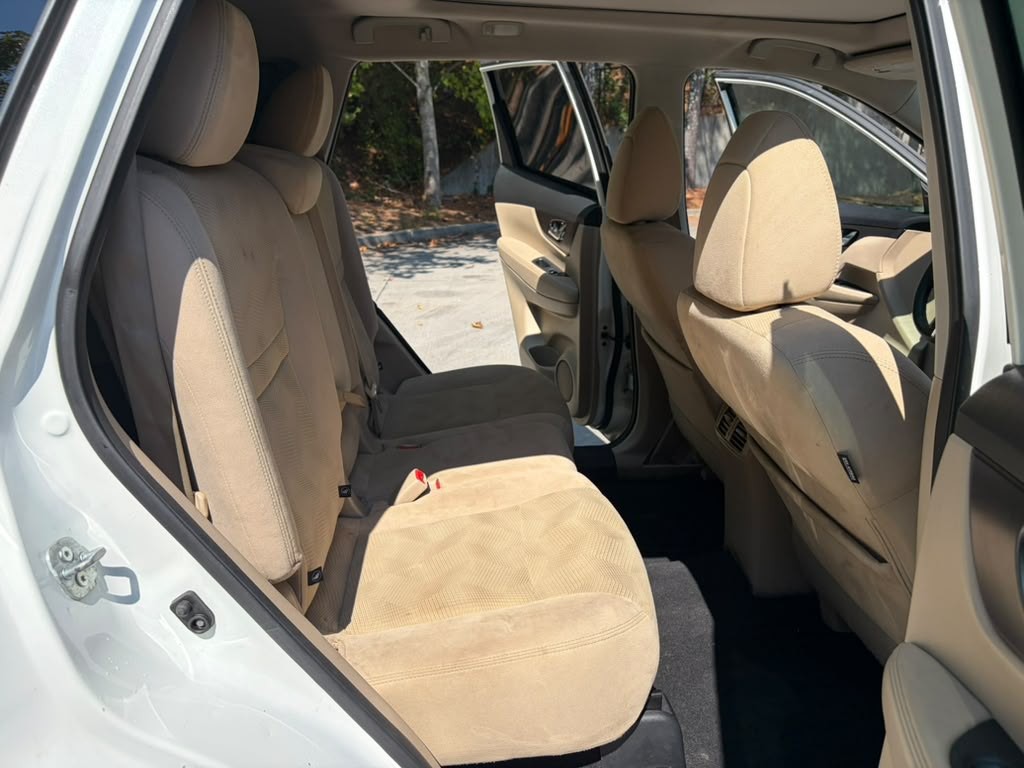 2016 Nissan Rogue Image 8