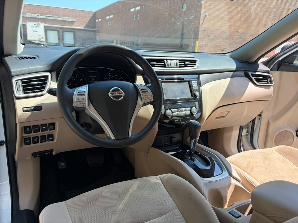 2016 Nissan Rogue Image 15