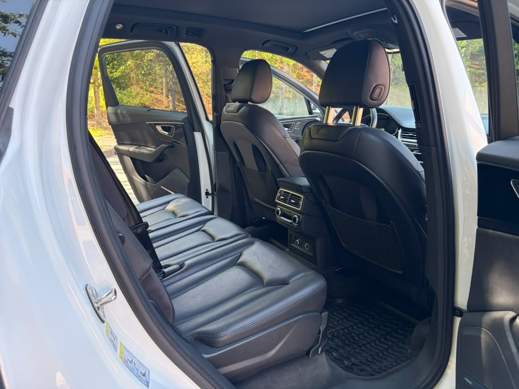2018 Audi Q7 Image 7