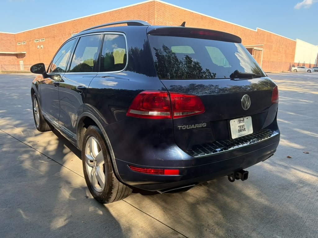 2012 Volkswagen Touareg Image 4