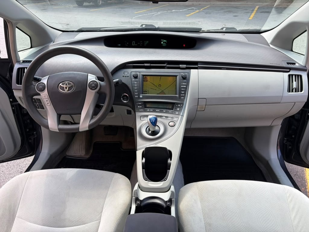 2011 Toyota Prius Image 15