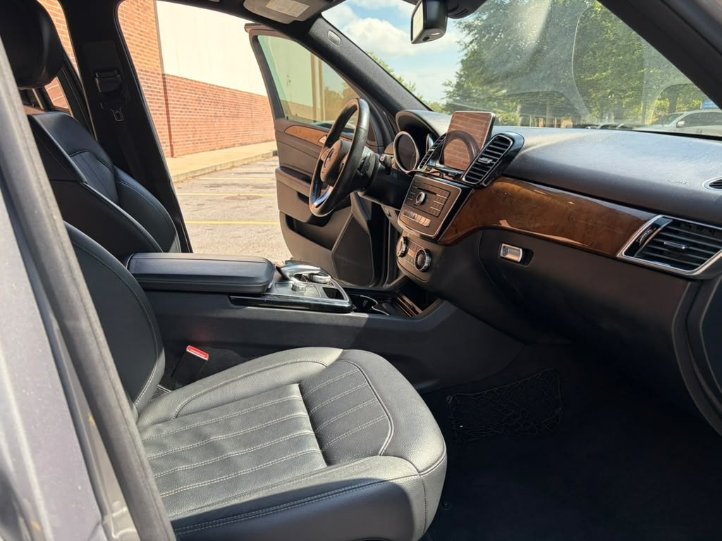 2016 Mercedes-Benz GLE-Class Image 9