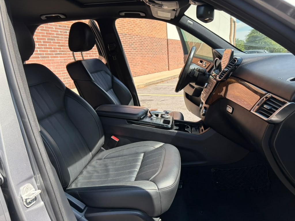2016 Mercedes-Benz GLE-Class Image 10