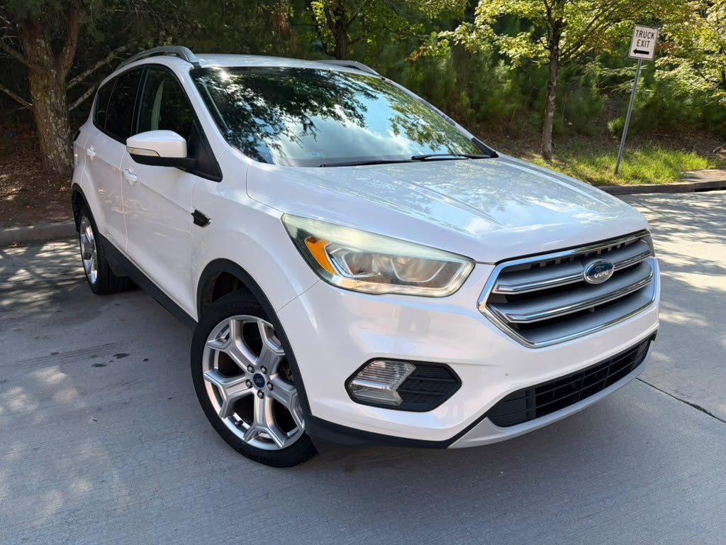 2017 Ford Escape Image 1