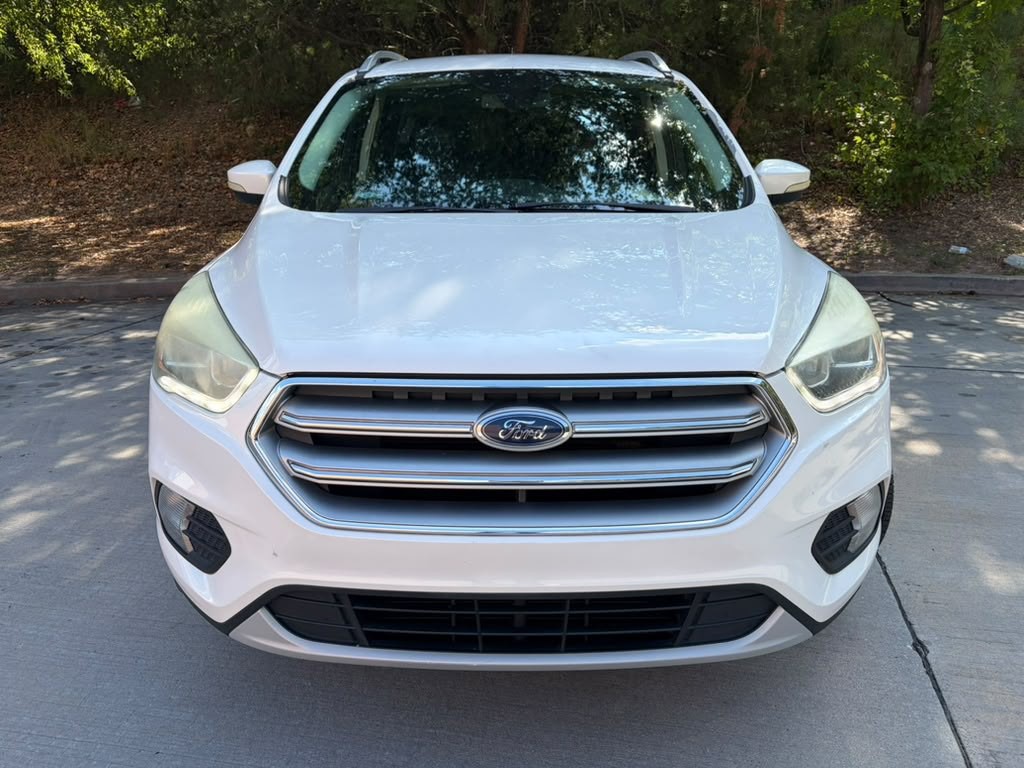 2017 Ford Escape Image 2