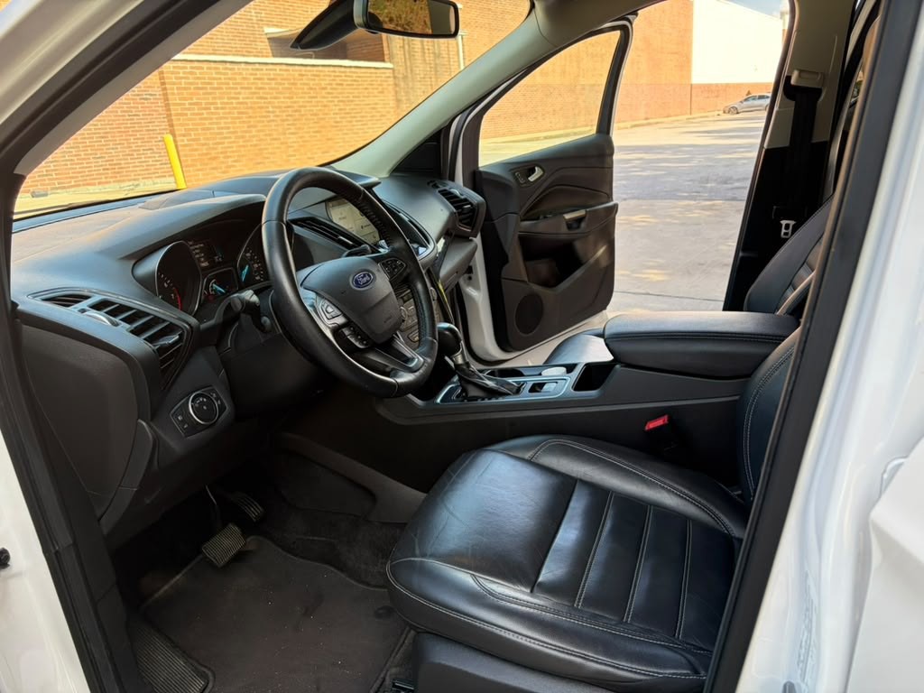 2017 Ford Escape Image 13