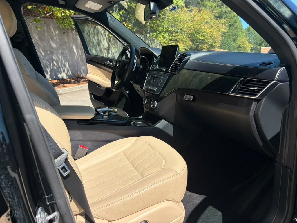 2018 Mercedes-Benz GLS-Class Image 9