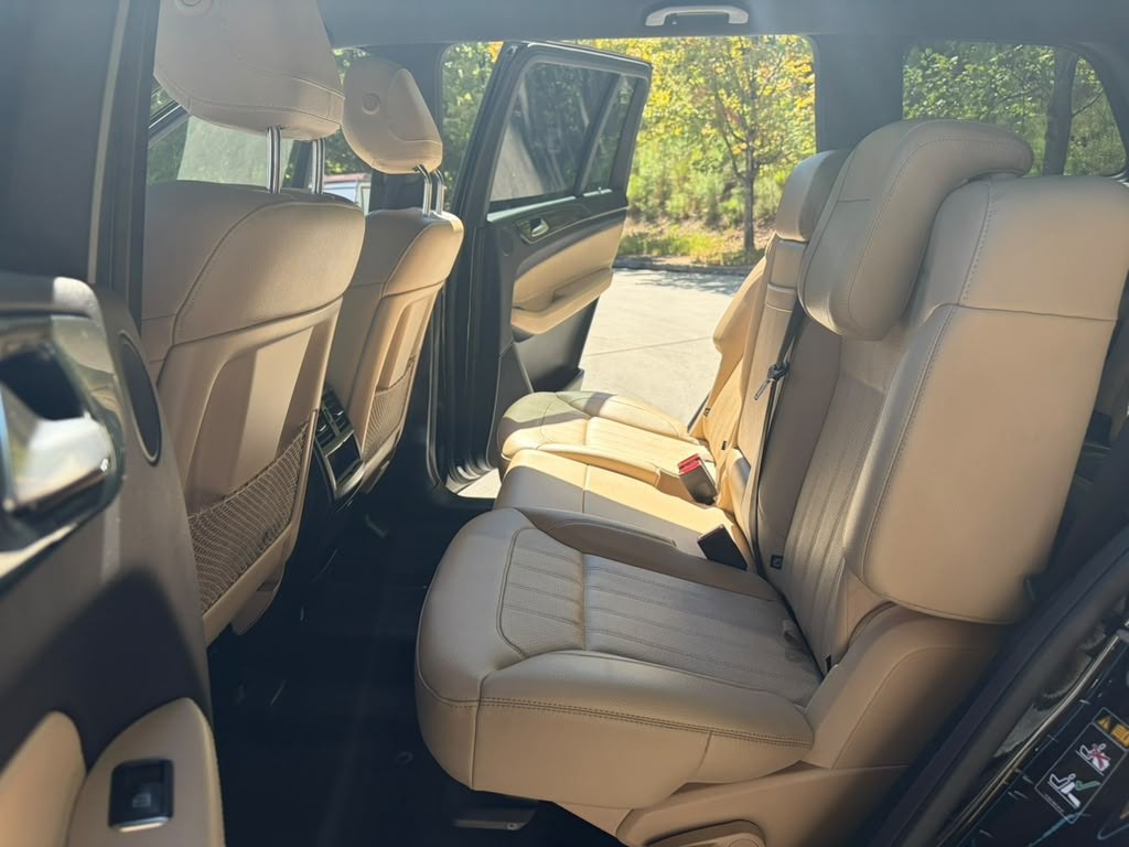 2018 Mercedes-Benz GLS-Class Image 12