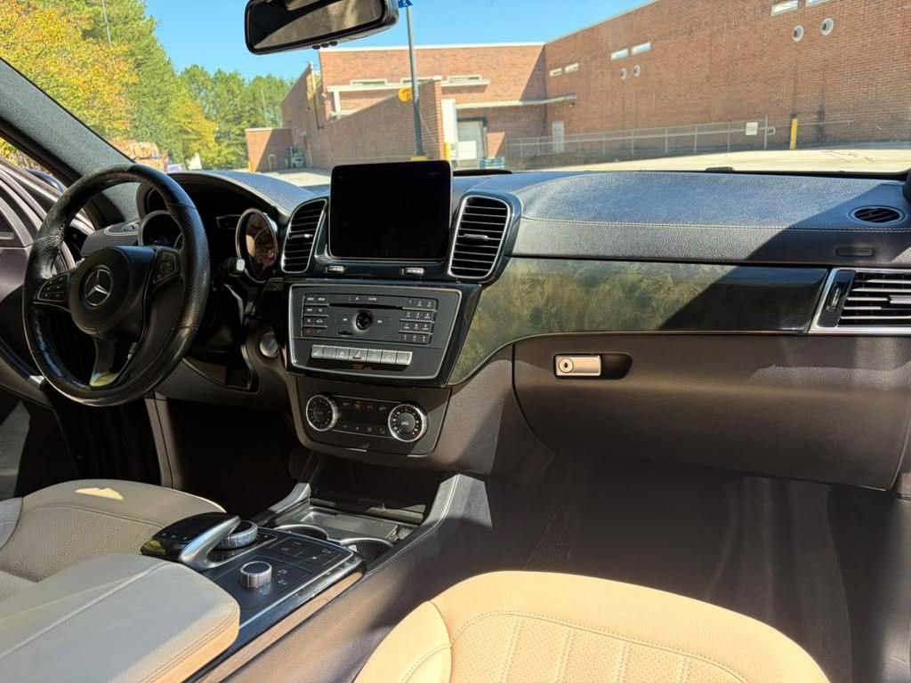 2018 Mercedes-Benz GLS-Class Image 15