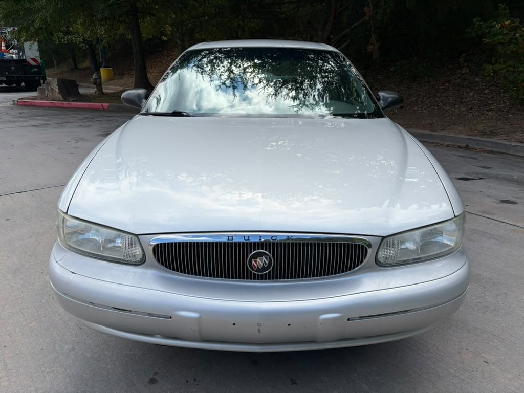 2000 Buick Century Image 2