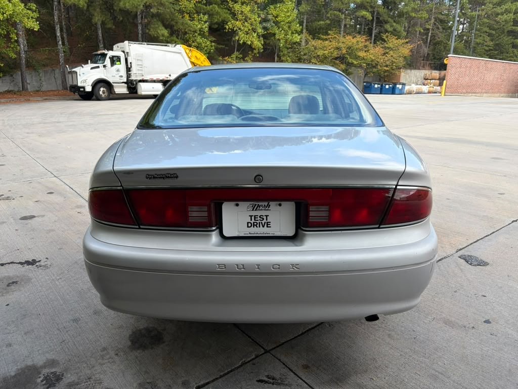 2000 Buick Century Image 5