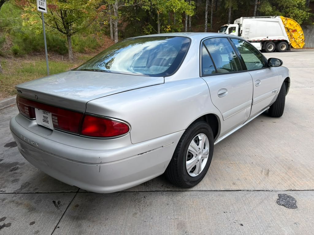 2000 Buick Century Image 6