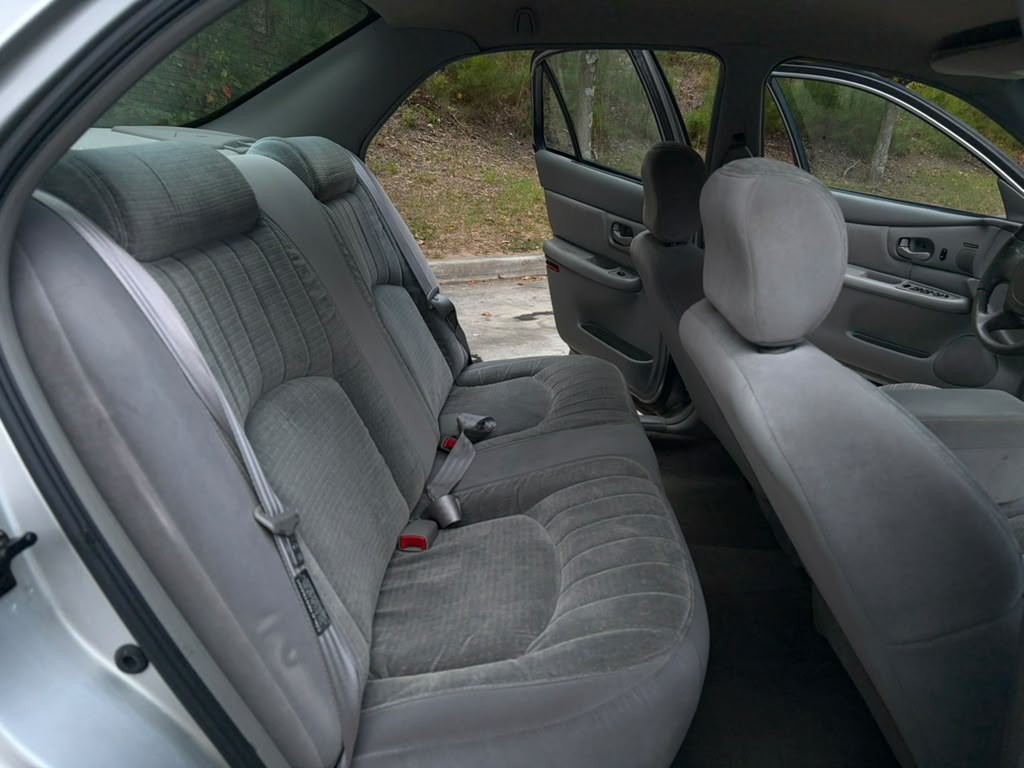 2000 Buick Century Image 8