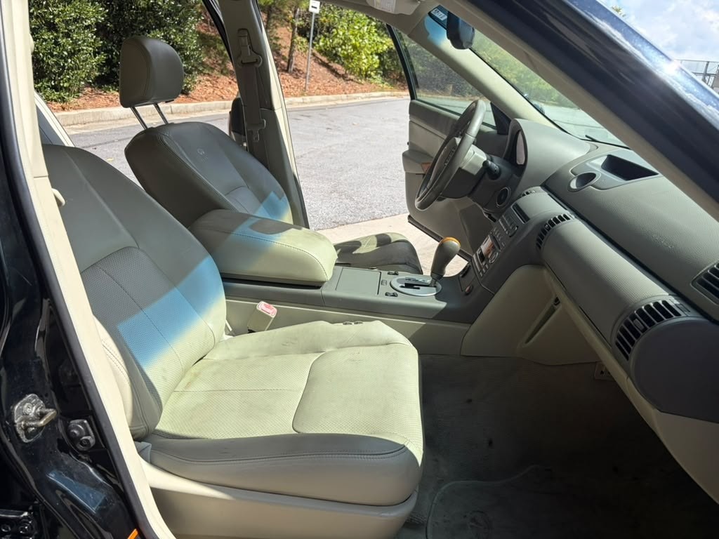 2003 INFINITI G35 Image 10