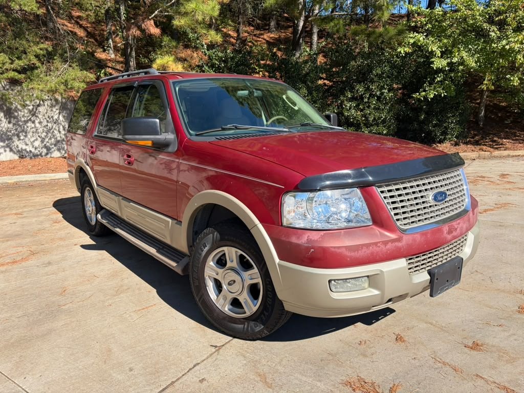 2005 Ford Expedition Image 1