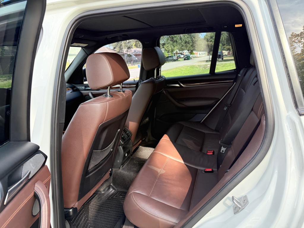 2016 BMW X3 Image 10