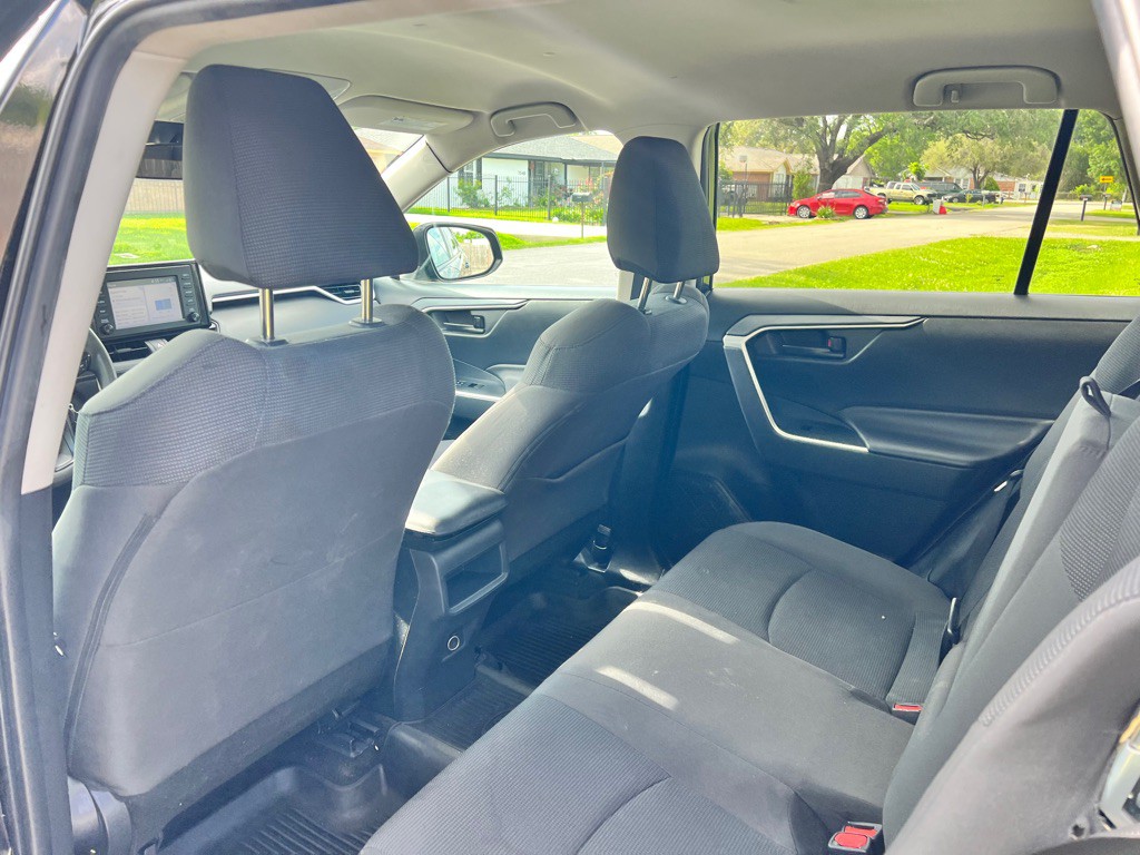 2019 Toyota Rav4 Image 9