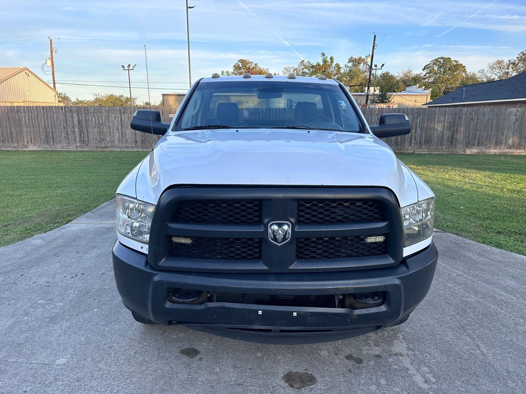 2015 RAM 3500 Image 2