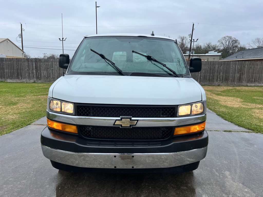 2021 Chevrolet Express Image 2