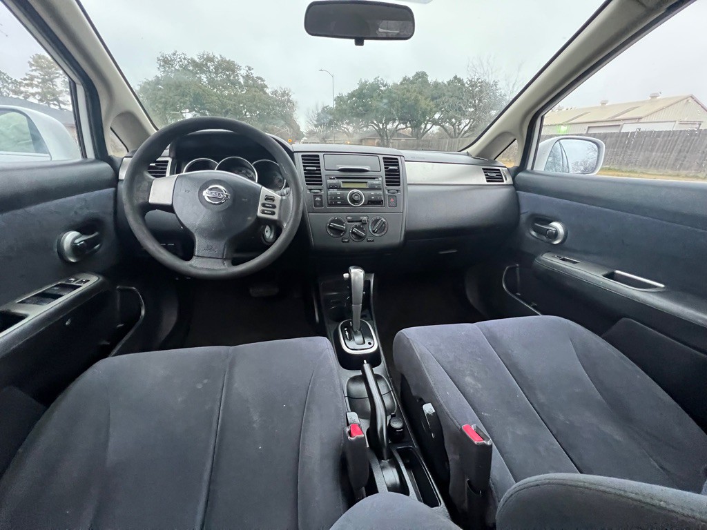 2008 Nissan Versa Image 9